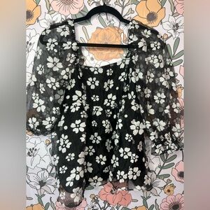 Storia Black with White Flowers Sheer Puff Sleeve Blouse size small
